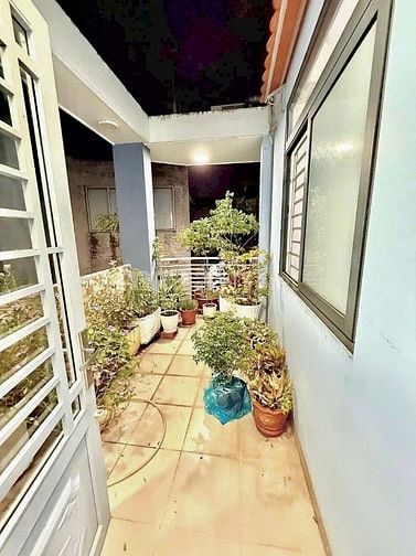 Để có giá tốt nhất Huỳnh Phụng xin mời quý a chị theo e chốt căn nhà t