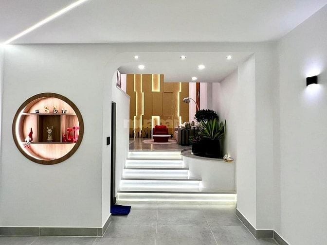 Nhà ngang lớn 5,2m đường An Dương Vương, Q5. Đối diện chợ An Đông