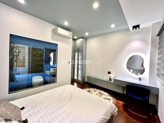 Nhà ngang lớn 5,2m đường An Dương Vương, Q5. Đối diện chợ An Đông
