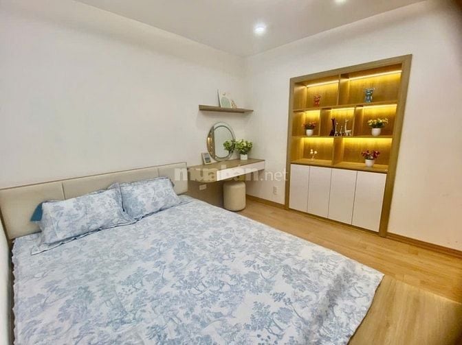 Bán nhà đẹp tập thể Bách Khoa trung tâm Hai Bà Trưng, ô tô đỗ cửa, chỉ
