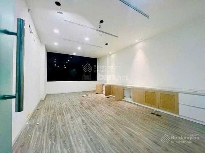 HẺM XE HƠI 45/2A TRẦN QUANG DIỆU QUẬN 3 (5X15M) 3 TẦNG GIÁ 35 TRIỆU 