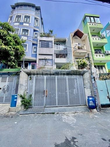 CHDV GIÁP Q1- NGUYỄN CỬU VÂN- HXH 6M- 11 PHÒNG- DT 6m x 28m- 30.xTỶ TL