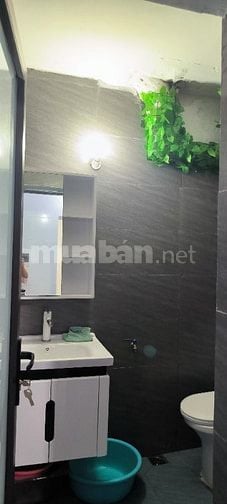 Cho thuê nhà ngõ 629 Kim Mã, ô tô đỗ cửa , vừa ở vừa kinh doanh 