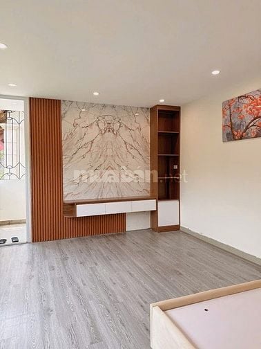 GẤP - CĂN HỘ PHỐ ĐÀO TẤN - 70M - 2 Phòng Ngủ - 2 Vệ Sinh - 3,88 tỷ 