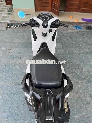 SH 150i ABS chính chủ xe ít đi còn mới căng