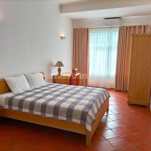 Chính chủ Nhờ Bán Căn hộ 114 Mai Hắc Đế, Tòa Hoàng Thành:80m²,Tầng cao