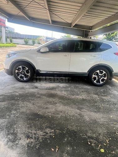 Bán xe Honda CR-V_ Sản xuất năm 2017_ Xe đã qua sử dụng