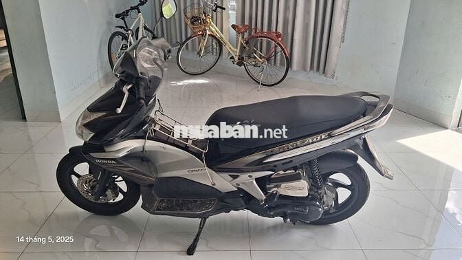 BÁN XE AIRBLADE FI xe chạy tốt giá hợp lý