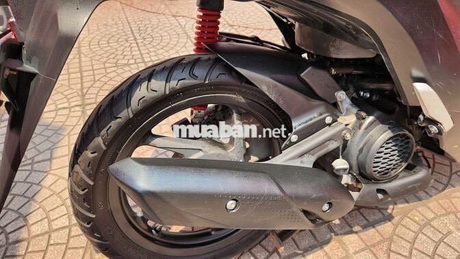 Bán Honda Vision bản Thể thao màu đen