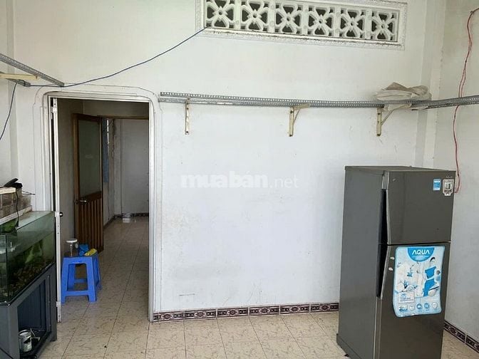 Bán nhà sổ hồng hẻm quốc lộ 50, gần chợ Phú Lạc