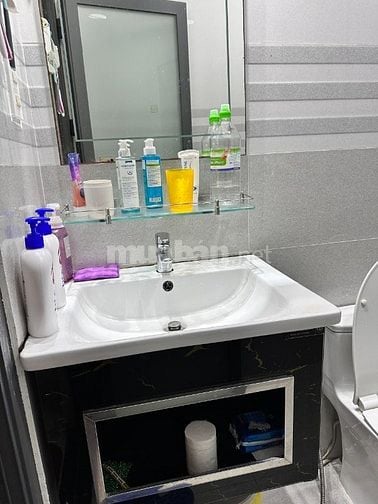 Chính chủ bán nhà đẹp 3 tầng DT đất 56,8m2 đường Nguyễn Thị Thập, Q7