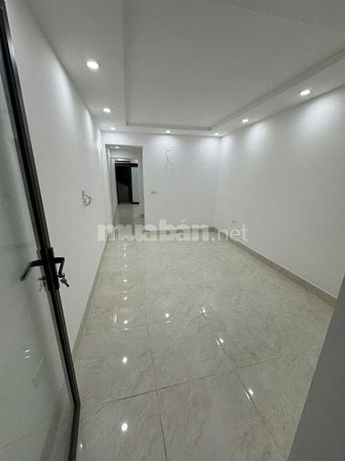 Cần bán căn hộ Tập thể Tầng 1  cán bộ Thủ Lệ số nhà 20 Ngõ 9/3 Đào Tấn