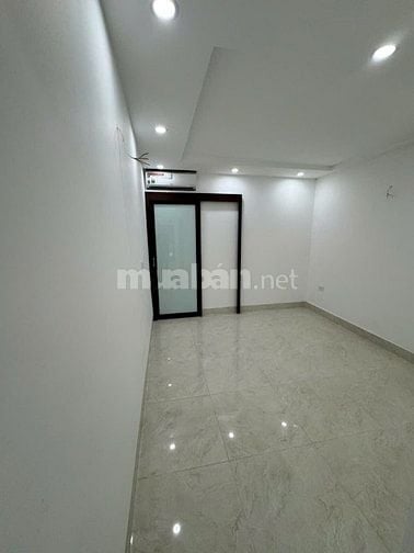 Cần bán căn hộ Tập thể Tầng 1  cán bộ Thủ Lệ số nhà 20 Ngõ 9/3 Đào Tấn