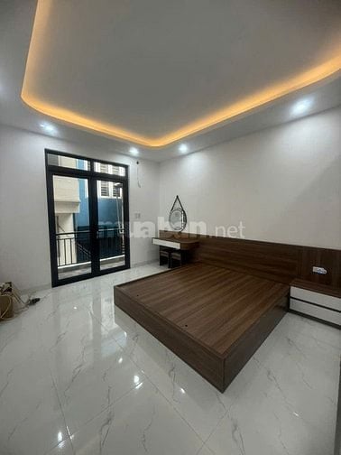 Bán nhà Trần Khát Chân, Hai Bà Trưng, 4 tầng, sử dụng 179m2, MT 4,8m