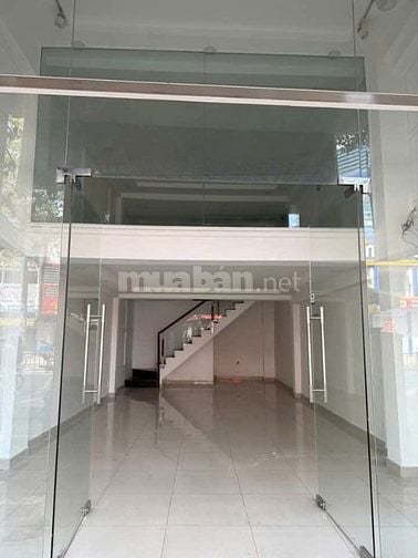Cho thuê nhà 2MT Hồng Bàng, P1, Q11 giá 30tr