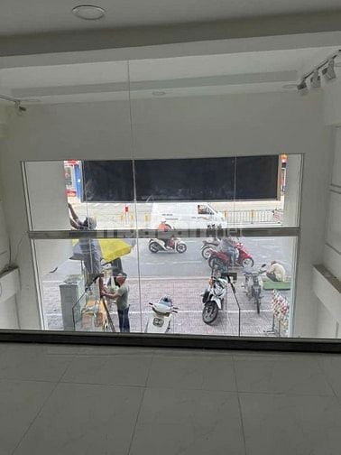 Cho thuê nhà 2MT Hồng Bàng, P1, Q11 giá 30tr