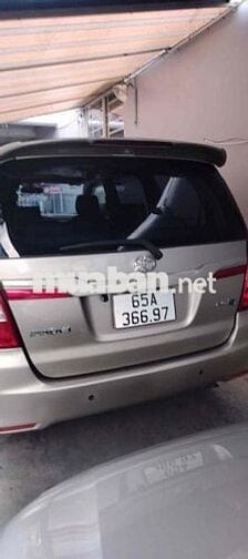 Toyota Innova 2016 2.0E