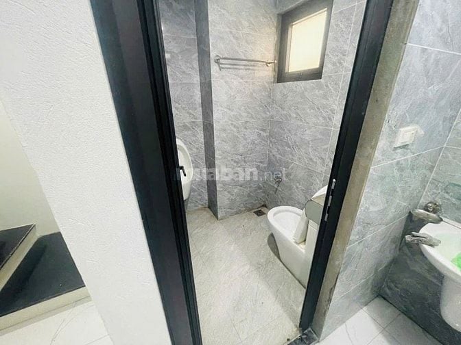 Cho thuê sàn văn phòng Phố Huế: 150m2, giá 25tr