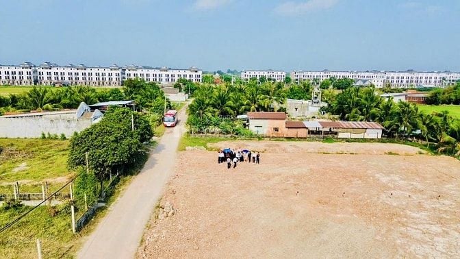 Bán DN liền kề Vinhomes ,163m2,SHR tại TT Hậu Nghĩa,Đức Hòa ,Long An