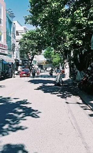NHÀ MT CHU VĂN AN, GẦN BV SẢN NHI CS2 & PHỐ ẨM THỰC HUỲNH THÚC KHÁNG
