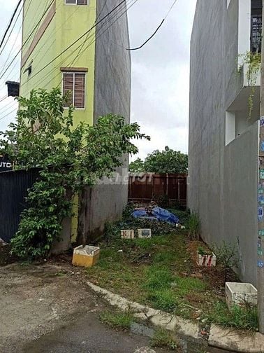 Bán đất đường 827 phường phú hữu quận 9