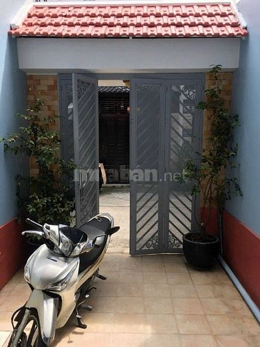 BÁN NHÀ TRUNG TÂM - GẦN GA METRO BẢY HIỀN
