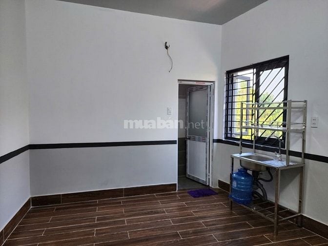 Nhà MT Kênh Thạnh Xuân 25, mgang 13m 10 PN, 10WC đang Kd cho thuê và ở