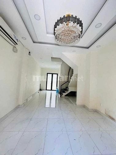Cho thuê nhà mặt tiền Đường 3/2, P8, Q11 giá 21tr