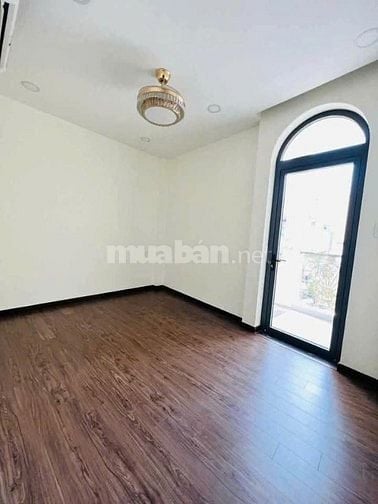 Cho thuê nhà mặt tiền Đường 3/2, P8, Q11 giá 21tr