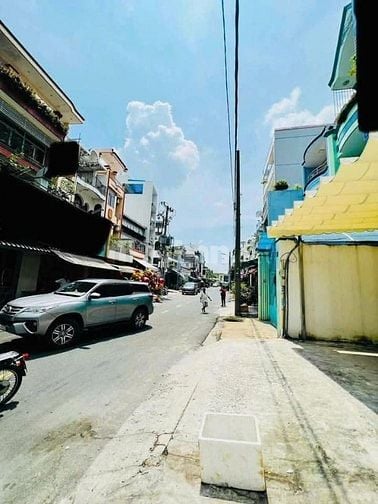 Cho thuê nhà mặt tiền Đường 3/2, P8, Q11 giá 21tr