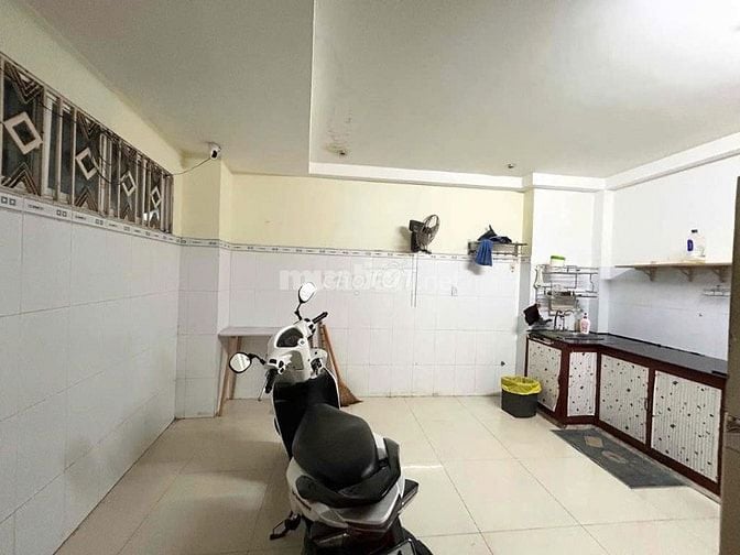 Cho thuê nhà mặt tiền Bình Thới, P11, Q11 giá 12tr