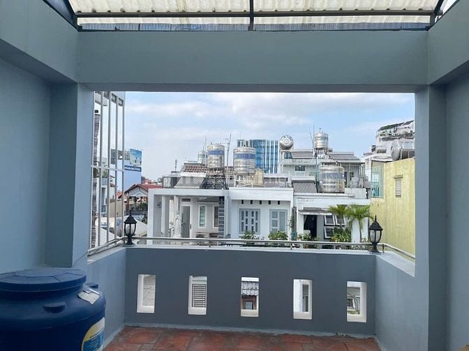 BÁN NHÀ TRUNG TÂM - GẦN GA METRO BẢY HIỀN