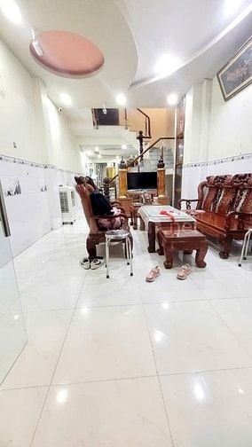 Bán nhà riêng tại Lê Cảnh Tuân, Tân Phú, HXH, 5 tầng, 4x 16,3m, 7,2 tỷ
