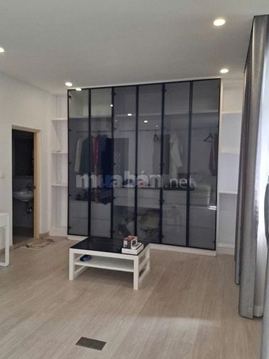 Bán nhà mặt tiền đường D17 Phước Long B quận 9 giá 26 tỷ