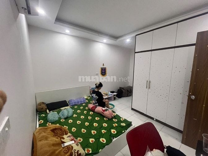 Chính chủ cho thuê căn 3 ngủ 2 vệ sinh đủ đồ  chung cư THT Hoài Đức