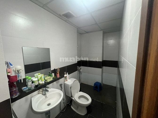 Chính chủ cho thuê căn 3 ngủ 2 vệ sinh đủ đồ  chung cư THT Hoài Đức