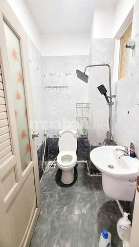 Bán nhà riêng tại Lê Cảnh Tuân, Tân Phú, HXH, 5 tầng, 4x 16,3m, 7,2 tỷ