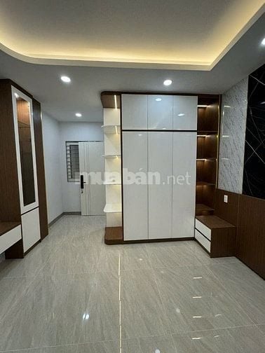 Bán nhà mặt tiền 4 lầu tuyệt đẹp Nguyễn Văn Đậu ,p07, Q.Bình Thạnh