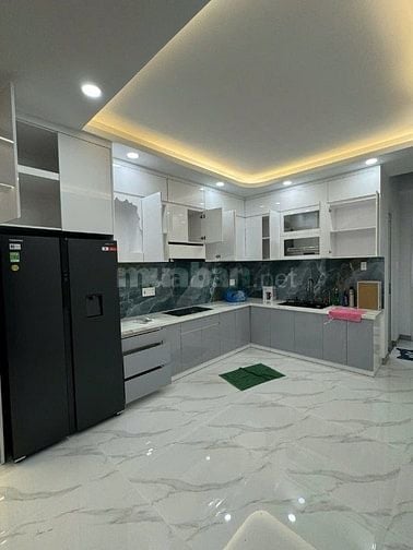 Bán nhà mặt tiền 4 lầu tuyệt đẹp Nguyễn Văn Đậu ,p07, Q.Bình Thạnh