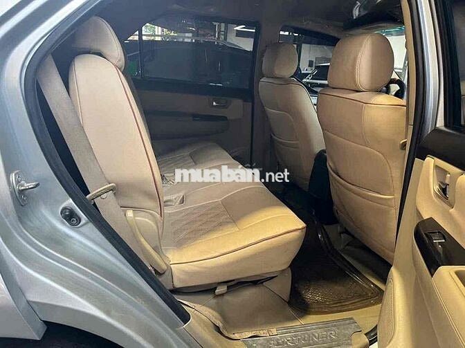 Toyota Fortuner 2015 2.5G 4x2 - 150000 km