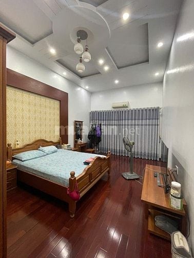 Chính chủ cho thuê nhà mặt tiền kinh doanh tại Ngã 3 Bốt Tròn ( Đường 
