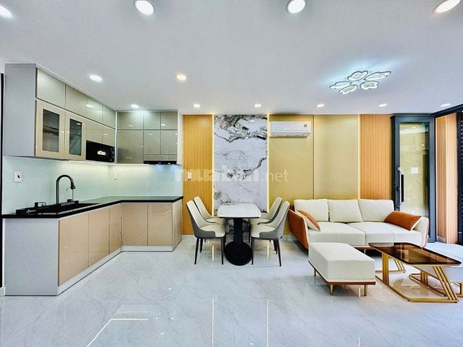 BÁN GẤP TRONG TUẦN - HẺM XE TẢI Nguyễn Văn Trỗi - 2 tầng, 2PN, 2WC