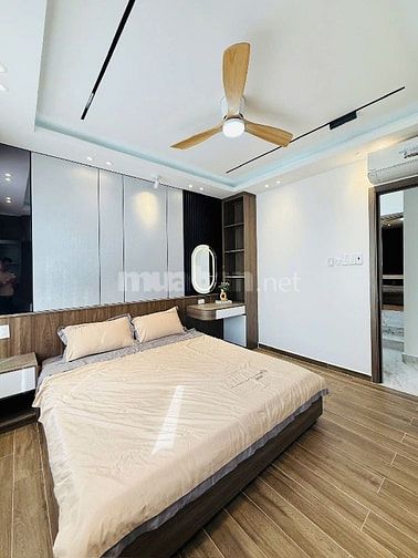 Nhà cần bán đ.Nguyễn Công Hoan PNhuận.44,1m2/2tỷ680.hẻm oto sổ riêng.