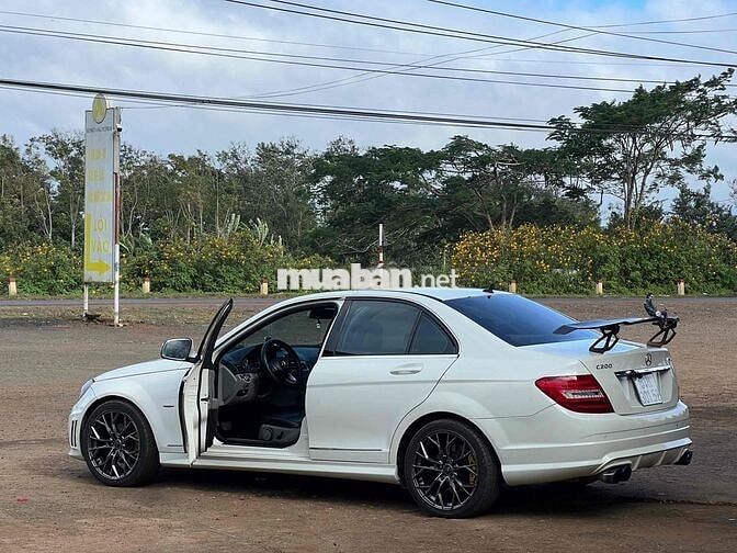 Mercedes Benz C Class 2009 - 180000 km