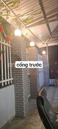 Chính chủ bán nhà 1 trệt 1 lầu giá 2,53 tỷ xã Tân Bửu, Bến Lức