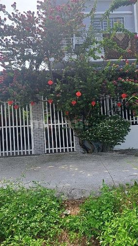 Chính chủ bán nhà 1 trệt 1 lầu giá 2,53 tỷ xã Tân Bửu, Bến Lức