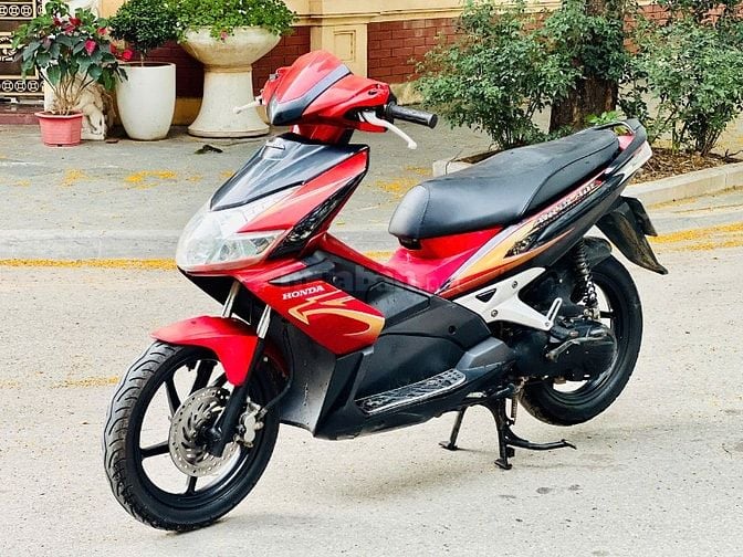 Honda Air Blade 110 BIỂN HN 29L5 25565 MÁY NGON