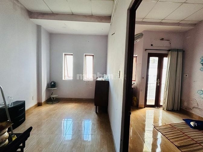 Quận 7 Nguyễn Thị Thập 6.4*17 Nhà 2 Tâng 3pn (Shr) 5.5 tỉ