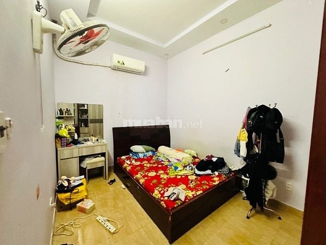 Quận 7 Nguyễn Thị Thập 6.4*17 Nhà 2 Tâng 3pn (Shr) 5.5 tỉ