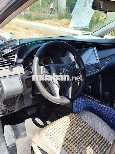 Toyota Innova 2017 2.0G - 181000 km
